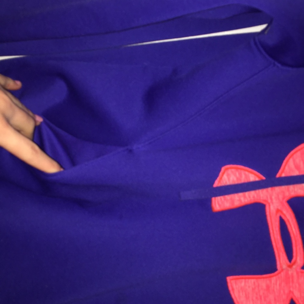 Under armor - Picture 3 of 5